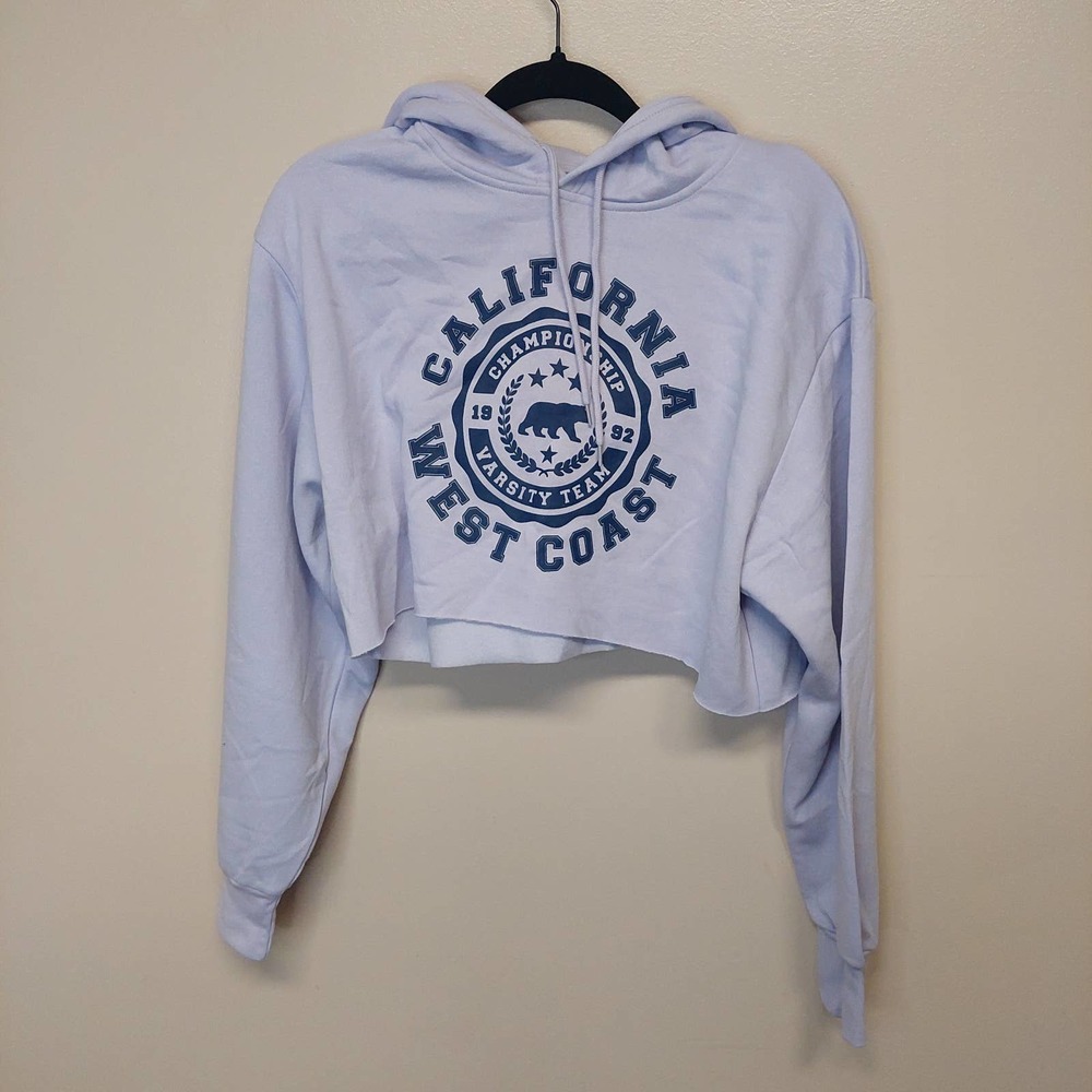 refuge Light Lavender Cropped Hoodie with Navy Graphic